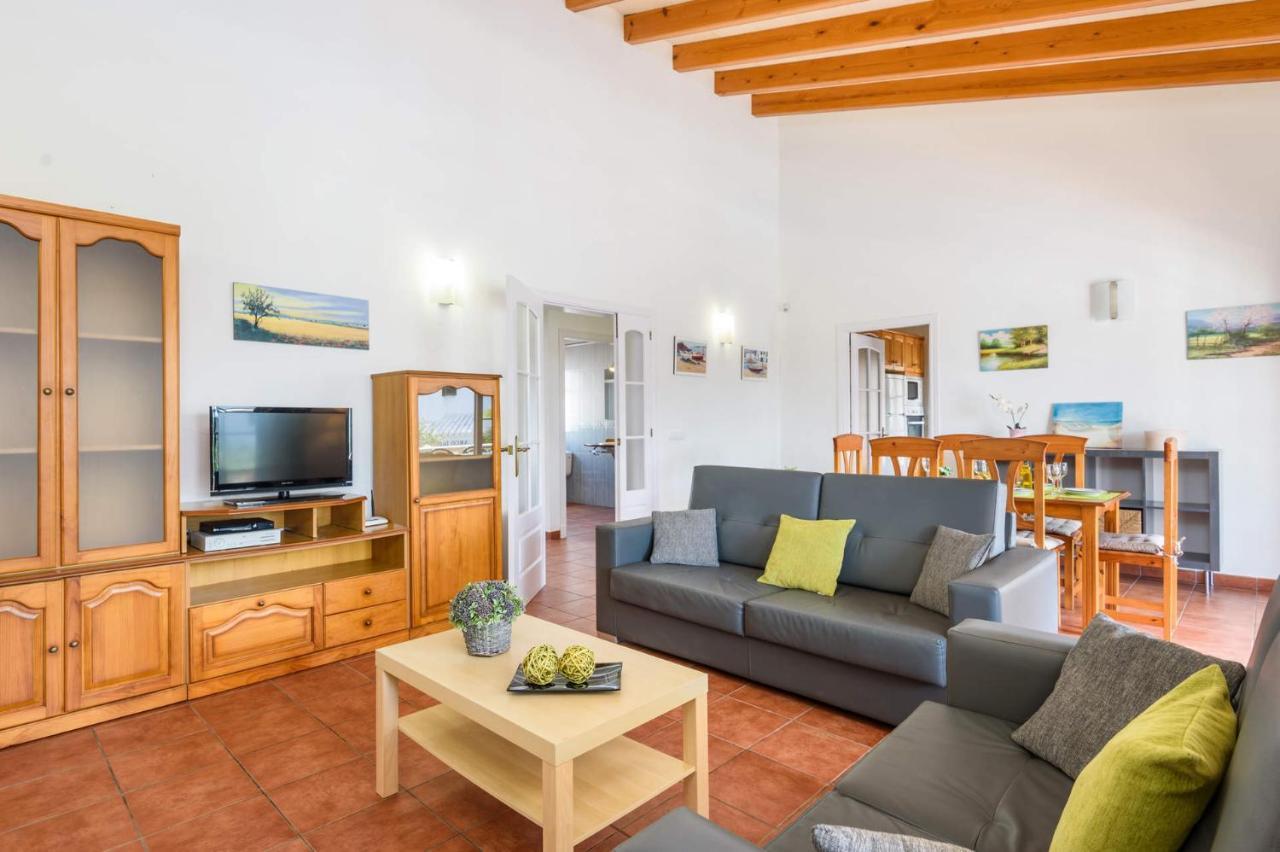 Villa Saona By Villa Plus Es Mercadal Buitenkant foto